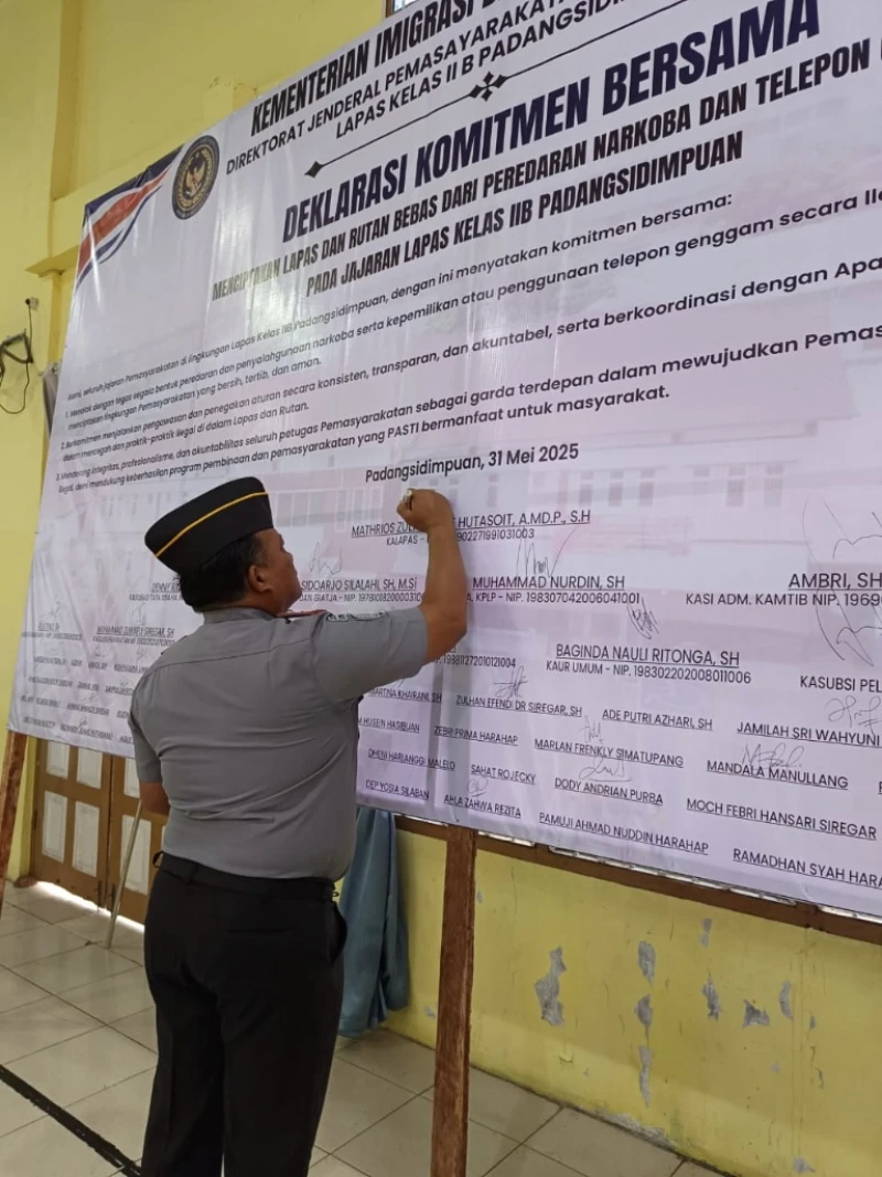 Tegas! Lapas Kelas llB Padangsidimpuan Nyatakan Perang Terhadap HP dan Peredaran Narkoba Sebagai Bentuk Komitmen Bersama - NavigasiVisual