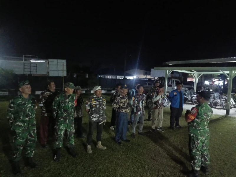 Patroli Bersama Komduk, Koramil 14/Raya Berikan Rasa Aman - NavigasiVisual