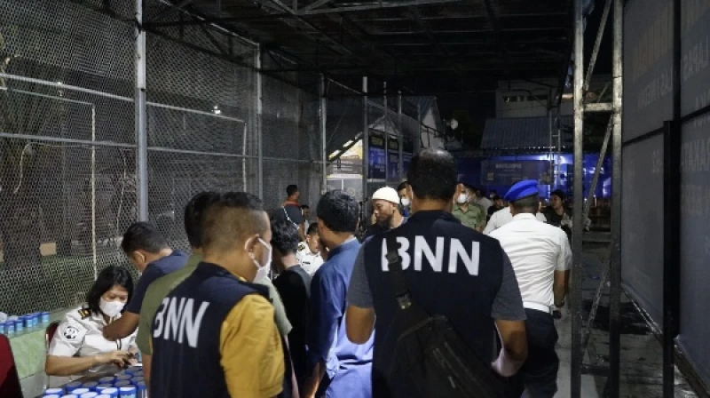 Sekitar 40 Kamar Disisir Dalam Razia Gabungan di Lapas Kelas l Medan, Ini Hasilnya - NavigasiVisual