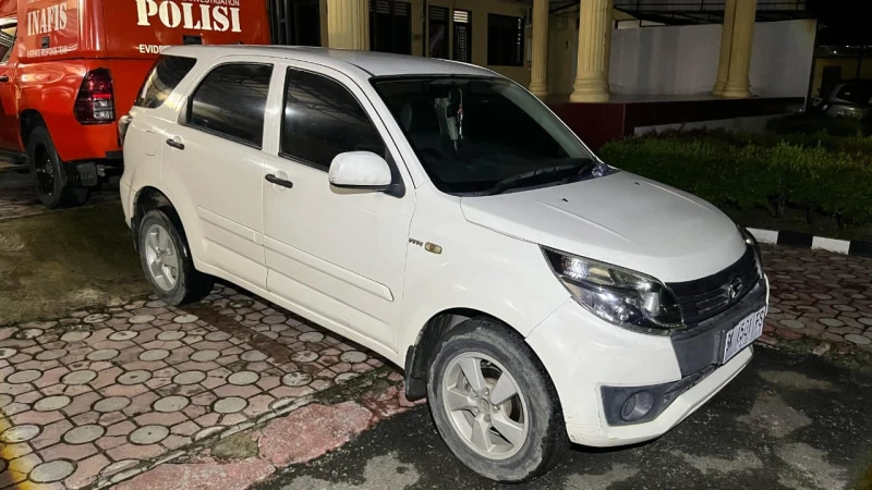 Dikejar Kehabisan Bensin, Pelarian Warga Nagahuta Berakhir di Polres Siantar - NavigasiVisual