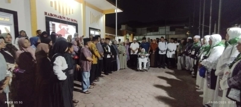Jemaah Haji Kabupaten Simalungun Kloter 15 KNO Akan Diberangkatkan Menuju Mekkah - NavigasiVisual