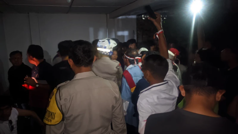 Depan Sekolah Methodis Siantar, Lelaki Lansia Ditemukan Gantung Diri - NavigasiVisual
